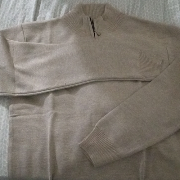 Men's Mountain Expedition XL Sweaters - Picture 3 of 4